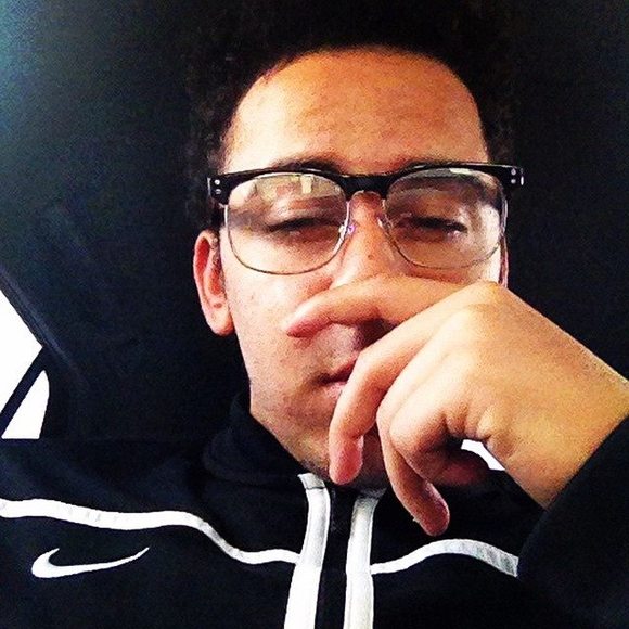 Meet your Posher, Devontrey - Picture 1 of 1